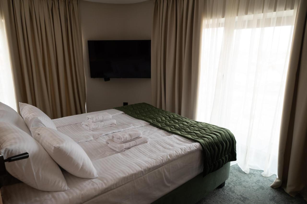 Hotel Gracian Sremska Mitrovica Exteriér fotografie